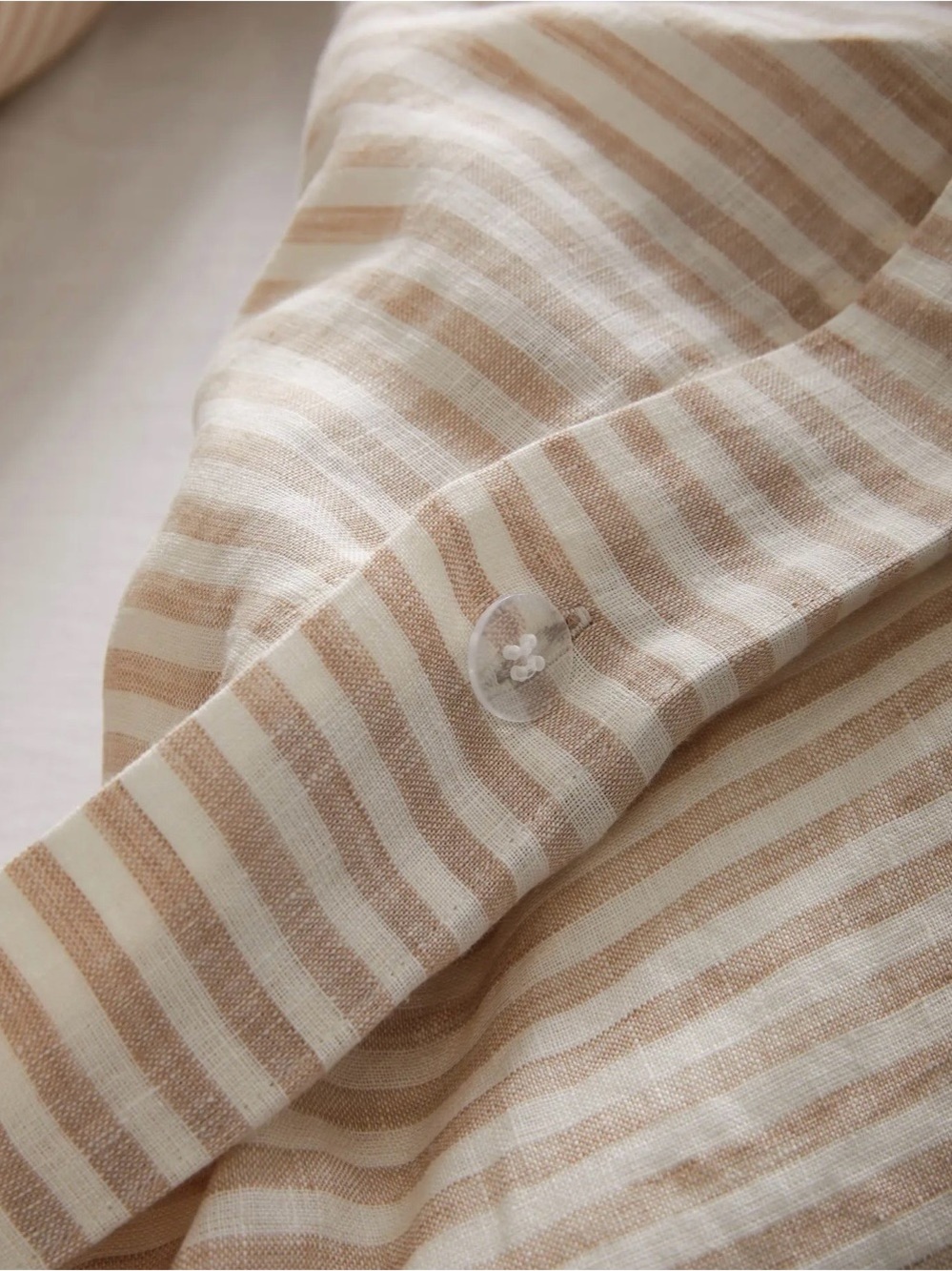 NWOT Quince European Linen Stripe 1 Piece Duvet Cover, Full/Queen (Natural) - Picture 5 of 5